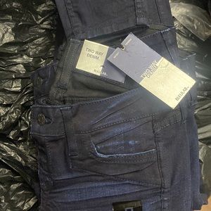 NWT BLEULAB slim Skinny Reversible Jegging jean